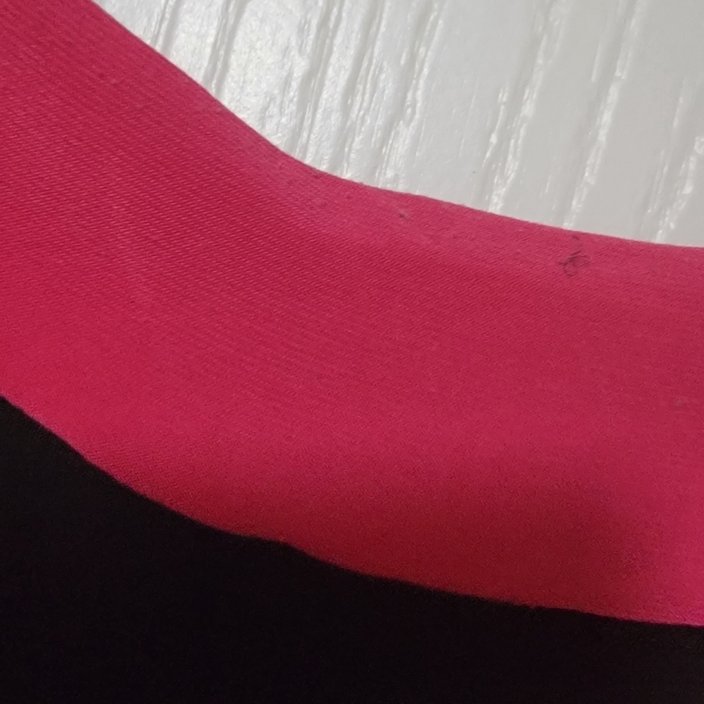 SUZIE IN THE CITY BLACK & PINK SHEATH DRESS - Picture 2 of 9